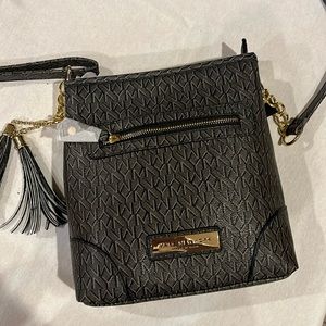 Marc New York Andrew Marc crossbody